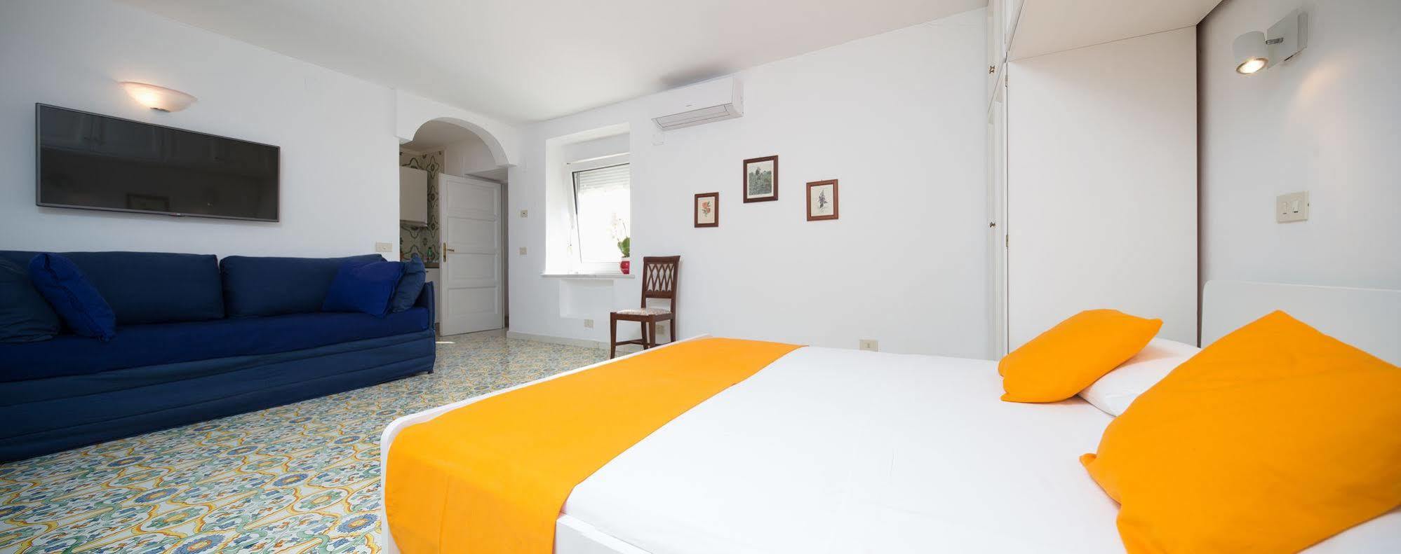Marlin Guest House Capri Buitenkant foto